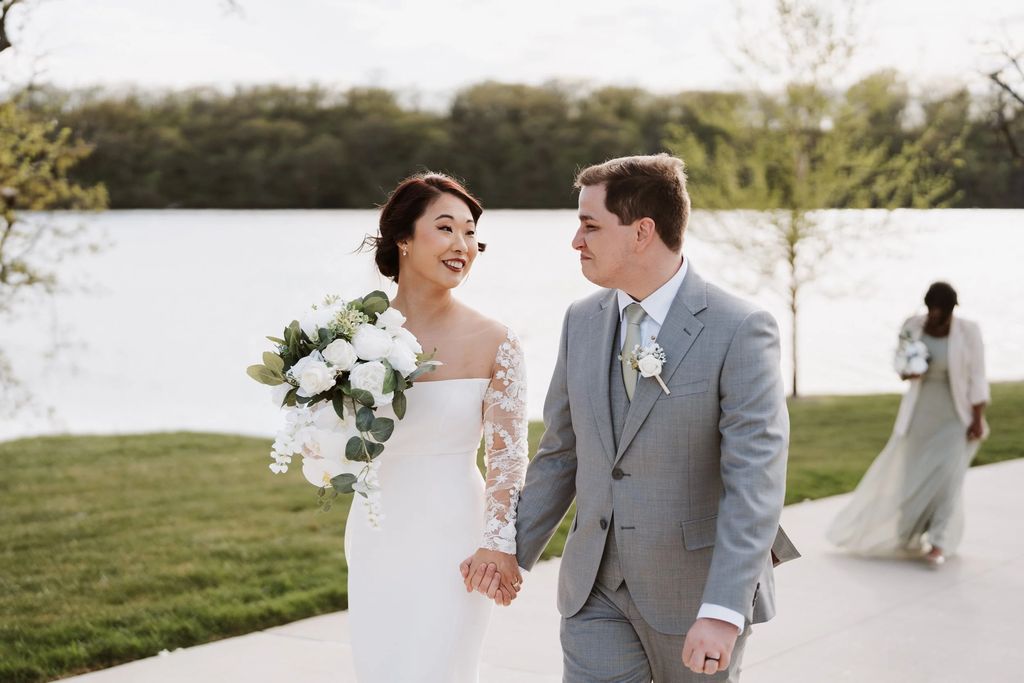 Just married, photograph 3 of 9